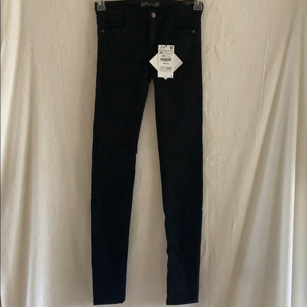 Black Zara jeans